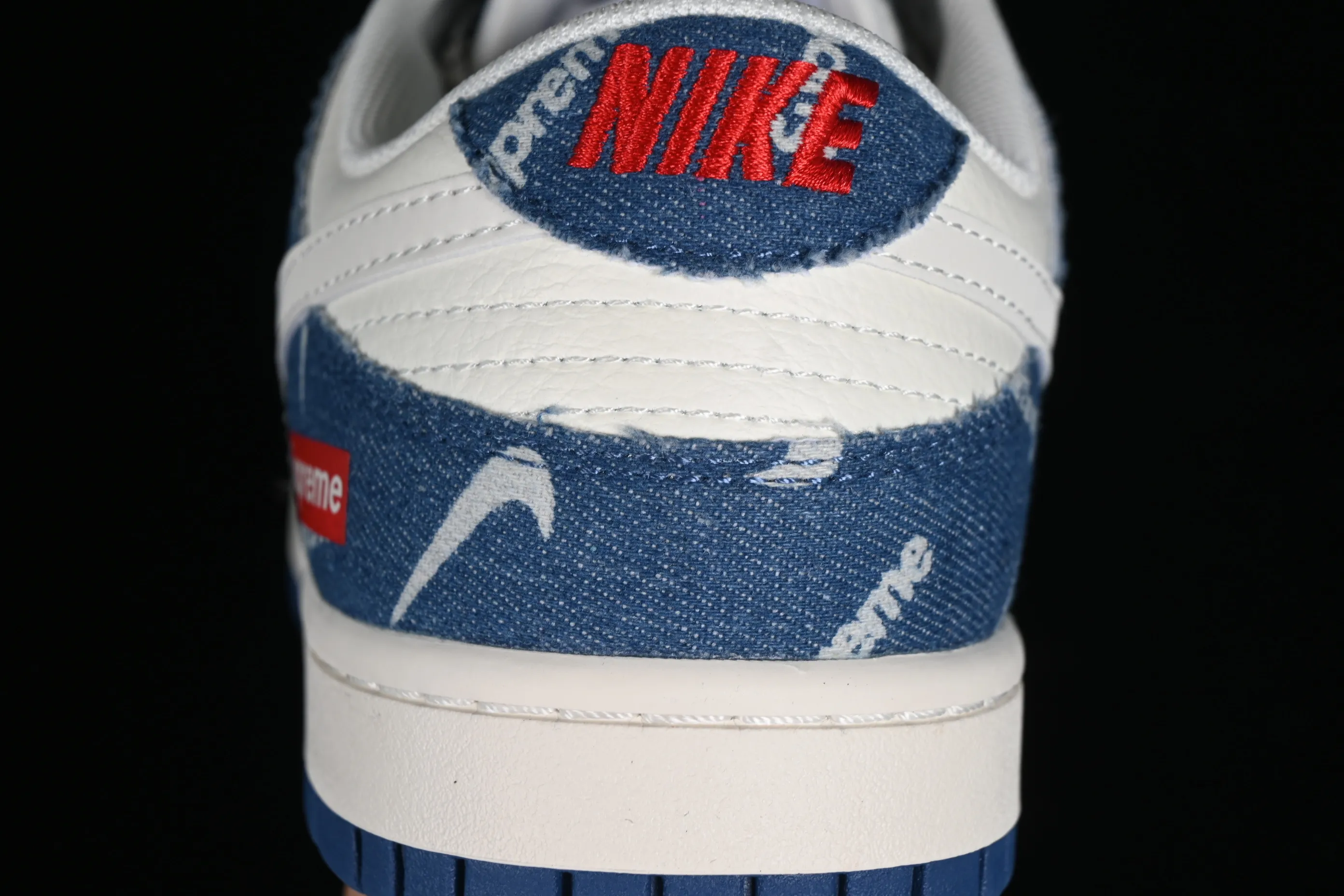 All categories Nk SB Dunk series Nk SB Dunk Low Low-top sneakers Nk Dunk Low Supreme-Barrage blue jeans Anniversary high-end customization Low-top casual sneakers FC1688-194